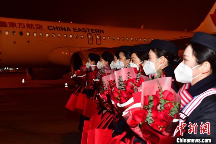 东航实现2022年飞翔使命。 东航供图 东航实现2022年飞翔使命。 东航供图